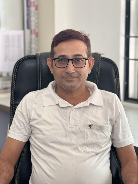 इश्वर पाेखरेल